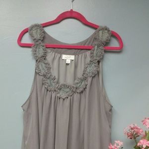 EUC Dressbarn 3x Grey Rosette Tank